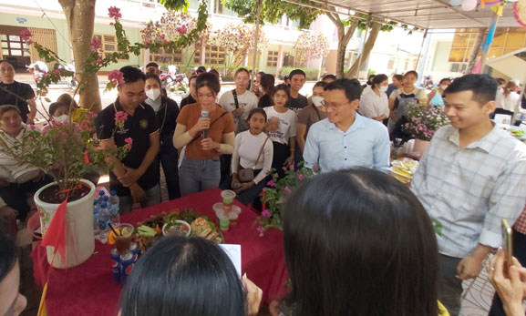 Description: http://trungcapdaklak.edu.vn/upload/DoanThe2023/DoanTN20023/h12.jpg