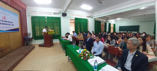 Description: C:\Users\Administrator\Desktop\Hoi giang\New folder\z4140721290600_82275d08d6a11fde3acd30f648f43643.jpg